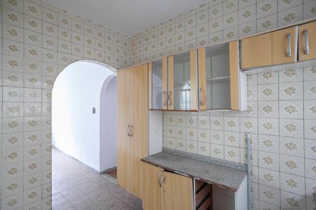 Casa para alugar com 360m², 3 quartos e 2 vagas Casa para alugar com 360m², 3 quartos e 2 vagasCozinha