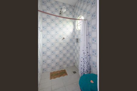 Casa para alugar com 360m², 3 quartos e 2 vagas Casa para alugar com 360m², 3 quartos e 2 vagasBanheiro da suíte