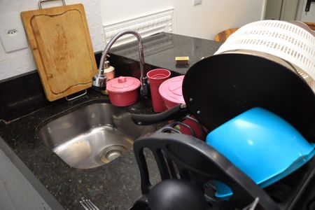 Cozinha de apartamento para alugar com 1 quarto, 18m² em Pernambués, Salvador