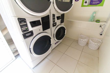 Apartamento para alugar com 32m², 2 quartos e sem vaga Apartamento para alugar com 32m², 2 quartos e sem vagaLavanderia