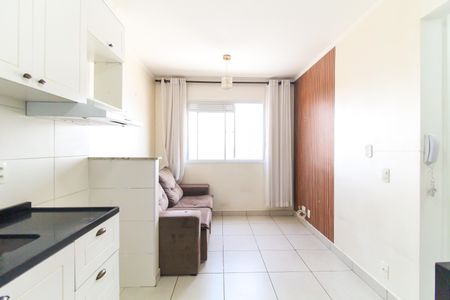 Apartamento para alugar com 32m², 2 quartos e sem vaga Apartamento para alugar com 32m², 2 quartos e sem vagaSala/Cozinha