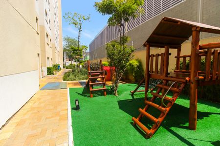 Apartamento para alugar com 32m², 2 quartos e sem vaga Apartamento para alugar com 32m², 2 quartos e sem vagaÁrea comum - Playground