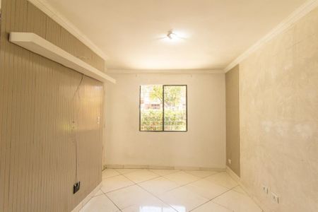 Sala de casa de condomínio para alugar com 2 quartos, 55m² em Açucena, Curitiba