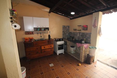 Casa para alugar com 105m², 2 quartos e 10 vagasCozinha e Área de Serviço