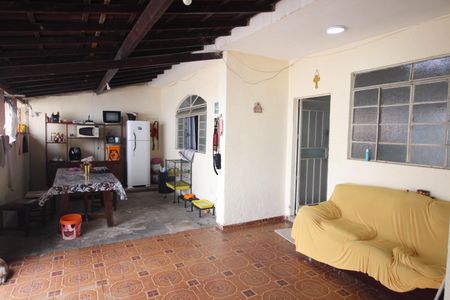 Casa para alugar com 105m², 2 quartos e 10 vagasCozinha e Área de Serviço