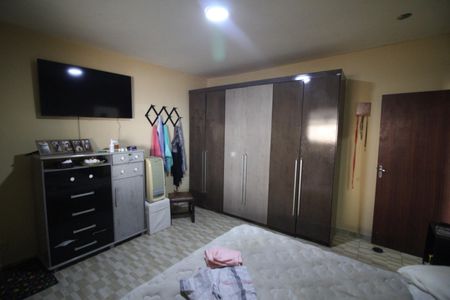 Casa para alugar com 105m², 2 quartos e 10 vagasQuarto 1