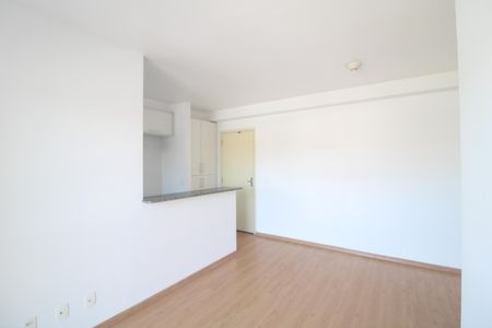 Sala de apartamento para alugar com 2 quartos, 55m² em Interlagos, São Paulo