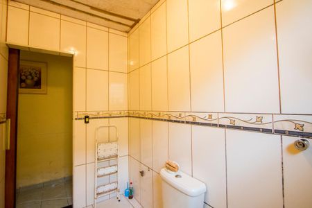 Casa à venda com 127m², 3 quartos e 4 vagasBanheiro