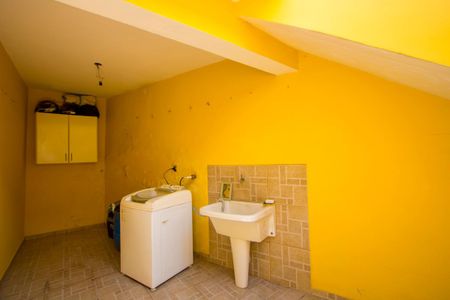 Casa à venda com 127m², 3 quartos e 4 vagasÁrea de serviço