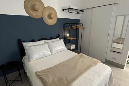 Studio para alugar com 32m², 1 quarto e 1 vaga Studio para alugar com 32m², 1 quarto e 1 vagaStudio