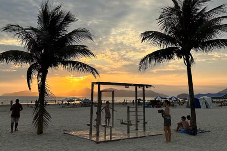 Studio para alugar com 32m², 1 quarto e 1 vaga Studio para alugar com 32m², 1 quarto e 1 vagaVista da Rua