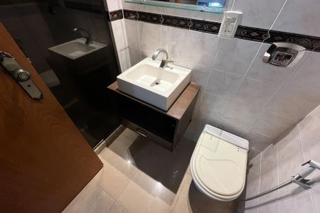 Apartamento para alugar com 108m², 3 quartos e 2 vagas Apartamento para alugar com 108m², 3 quartos e 2 vagasBanheiro