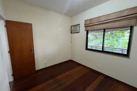 Apartamento para alugar com 3 quartos, 108m² em Jardim Carioca, Rio de Janeiro