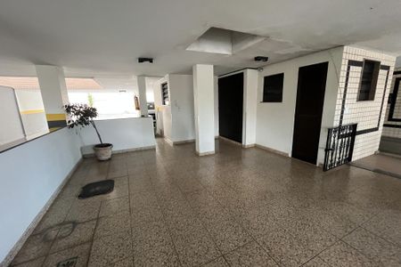 Apartamento para alugar com 108m², 3 quartos e 2 vagas Apartamento para alugar com 108m², 3 quartos e 2 vagasArea comum