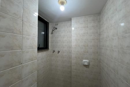 Apartamento para alugar com 108m², 3 quartos e 2 vagas Apartamento para alugar com 108m², 3 quartos e 2 vagasBanheiro de serviço