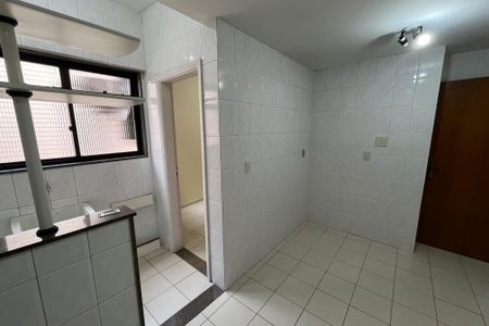 Apartamento para alugar com 108m², 3 quartos e 2 vagas Apartamento para alugar com 108m², 3 quartos e 2 vagasCozinha