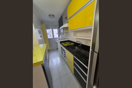 Apartamento à venda com 55m², 2 quartos e 1 vagaCozinha 