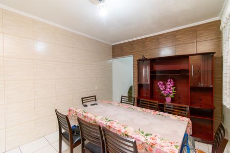 Casa para alugar com 130m², 1 quarto e sem vaga Casa para alugar com 130m², 1 quarto e sem vagaSala de Jantar