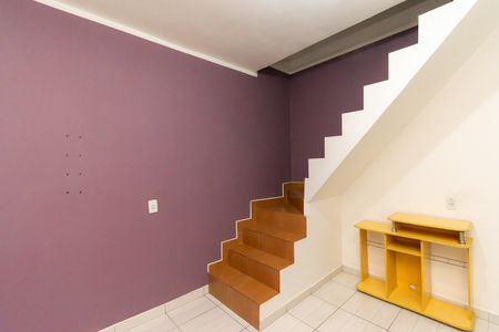 Casa para alugar com 130m², 1 quarto e sem vaga Casa para alugar com 130m², 1 quarto e sem vagaSala
