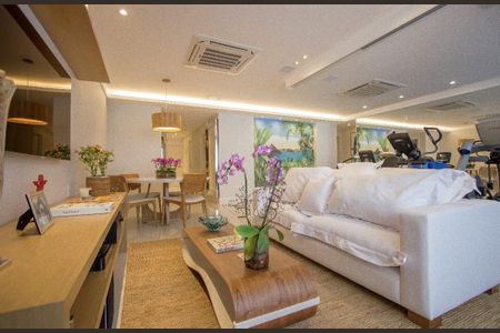 Apartamento para alugar com 173m², 3 quartos e 1 vaga Apartamento para alugar com 173m², 3 quartos e 1 vagaSala