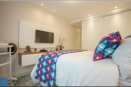 Apartamento para alugar com 173m², 3 quartos e 1 vaga Apartamento para alugar com 173m², 3 quartos e 1 vagaQuarto