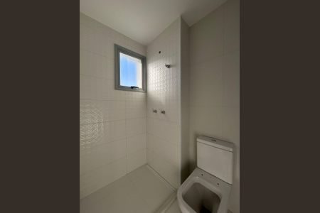 Apartamento à venda com 155m², 3 quartos e 3 vagasBanheiro da Suíte 2