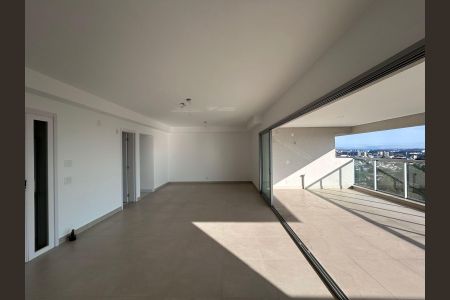 Sala  de apartamento à venda com 3 quartos, 155m² em Vila Sofia, São Paulo