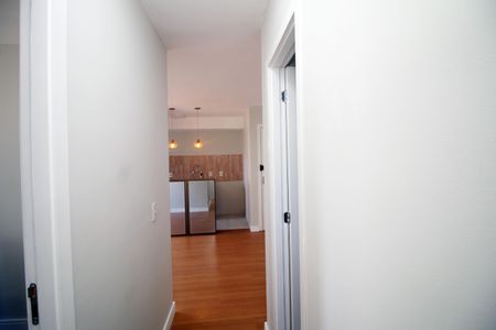 Apartamento à venda com 44m², 2 quartos e sem vagaSala - Corredor