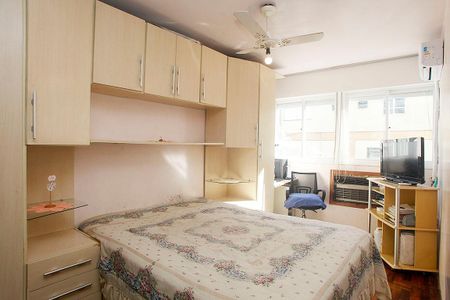 Quarto 1 de apartamento à venda com 3 quartos, 87m² em Petrópolis, Porto Alegre