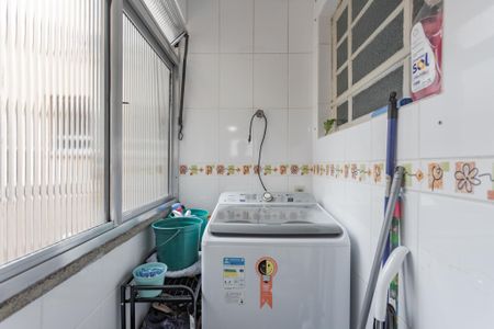 Apartamento à venda com 54m², 2 quartos e 1 vagaCozinha e Área de Serviço