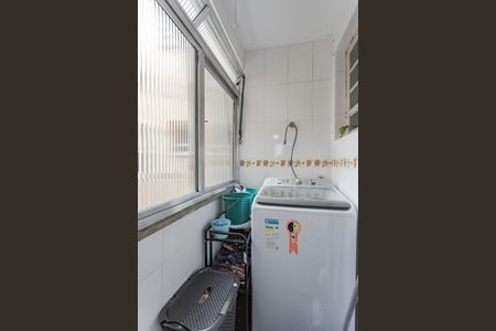 Apartamento à venda com 54m², 2 quartos e 1 vagaCozinha e Área de Serviço