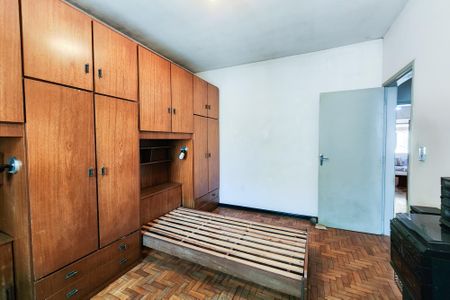 Casa à venda com 205m², 2 quartos e 3 vagasQuarto 2