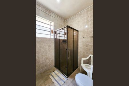 Casa à venda com 205m², 2 quartos e 3 vagasBanheiro 