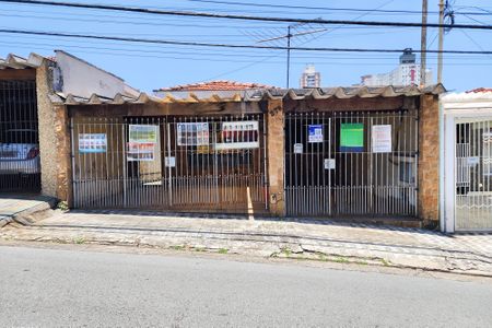 Casa à venda com 205m², 2 quartos e 3 vagasFachada 