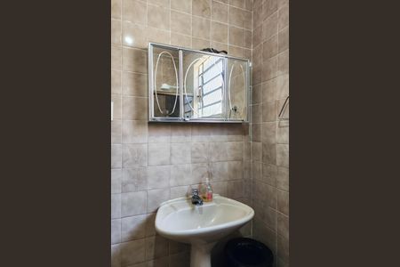 Casa à venda com 205m², 2 quartos e 3 vagasBanheiro 