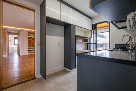 Apartamento à venda com 116m², 2 quartos e 2 vagas Apartamento à venda com 116m², 2 quartos e 2 vagasCozinha