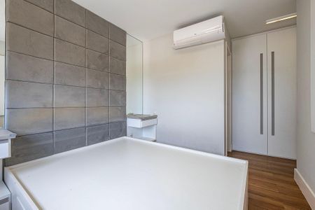Suíte 1 de apartamento à venda com 2 quartos, 116m² em Pompeia, São Paulo
