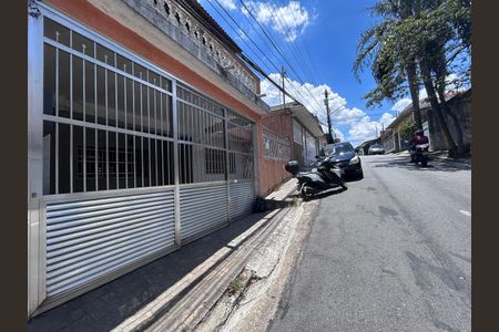 Casa à venda com 200m², 4 quartos e 3 vagasFachada