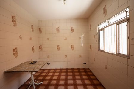 Casa à venda com 200m², 4 quartos e 3 vagasCozinha 