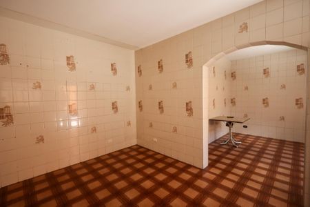 Casa à venda com 200m², 4 quartos e 3 vagasCozinha 