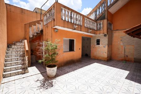 Casa à venda com 200m², 4 quartos e 3 vagasQuintal