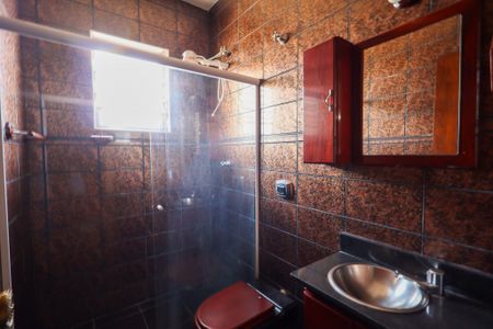 Casa à venda com 200m², 4 quartos e 3 vagasBanheiro Social 1