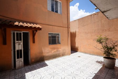 Casa à venda com 200m², 4 quartos e 3 vagasQuintal