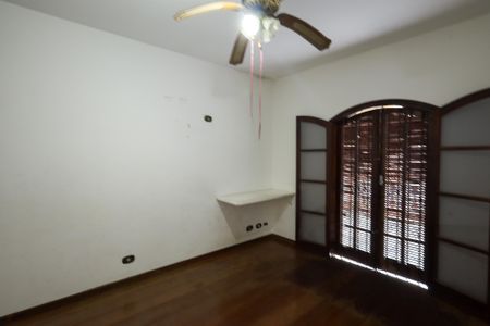 Casa à venda com 200m², 4 quartos e 3 vagasQuarto 1 - Suíte 1 