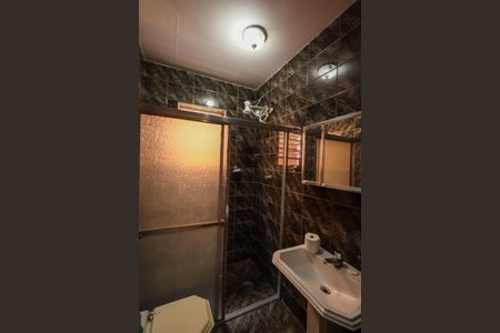 Casa à venda com 200m², 4 quartos e 3 vagasBanheiro Social 2