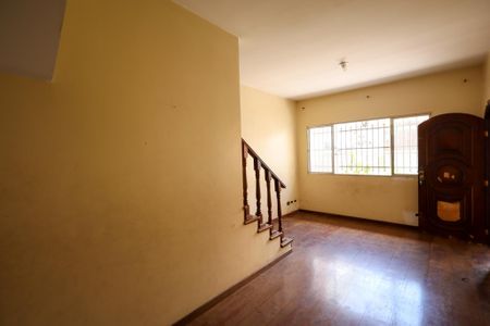 Sala de estar de casa à venda com 4 quartos, 200m² em Vila Constancia, São Paulo