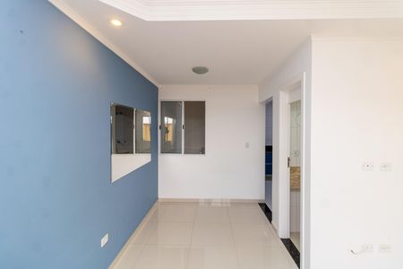 Sala de casa de condomínio à venda com 3 quartos, 100m² em Vila Nivi, São Paulo