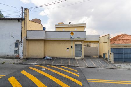 Casa de condomínio à venda com 100m², 3 quartos e 2 vagasFachada