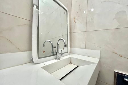 Casa para alugar com 70m², 2 quartos e 1 vagaBanheiro