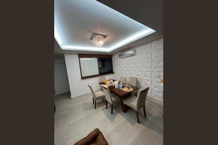 Sala de apartamento à venda com 3 quartos, 114m² em Barra da Tijuca, Rio de Janeiro